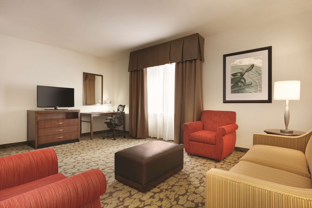 Hilton Garden Inn Rochester Downtown NY 42/66