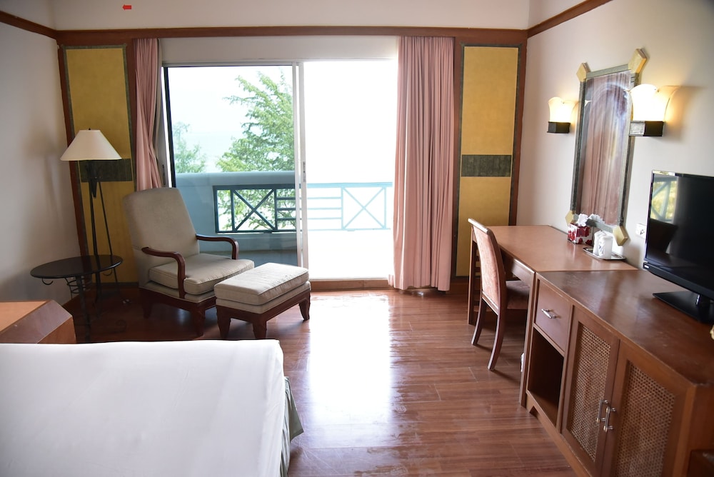 Bp Samila Beach Hotel & Resort 24/37