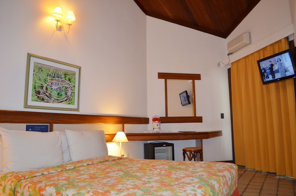 Porto Seguro Eco Bahia Hotel 24/85