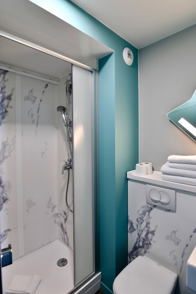 ibis budget Saint Nazaire Centre Gare 50/50
