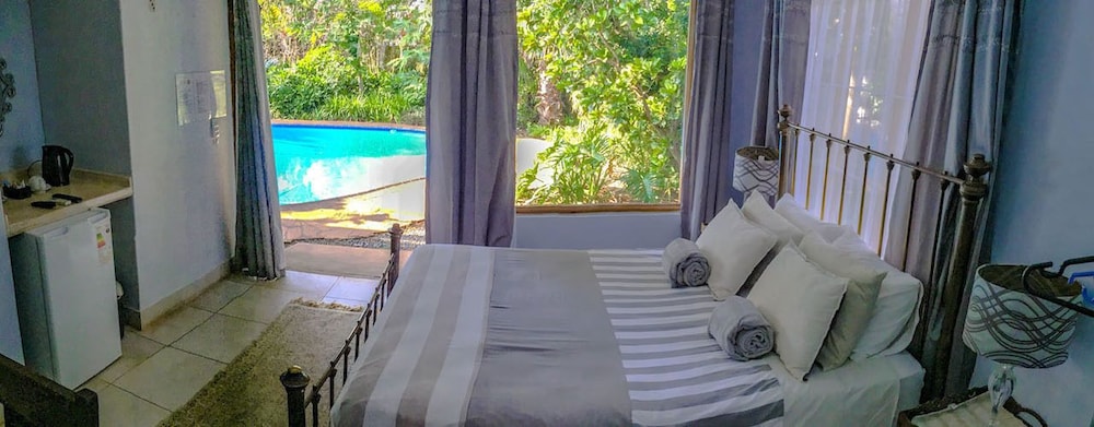 Hlulala Guesthouse 2/27