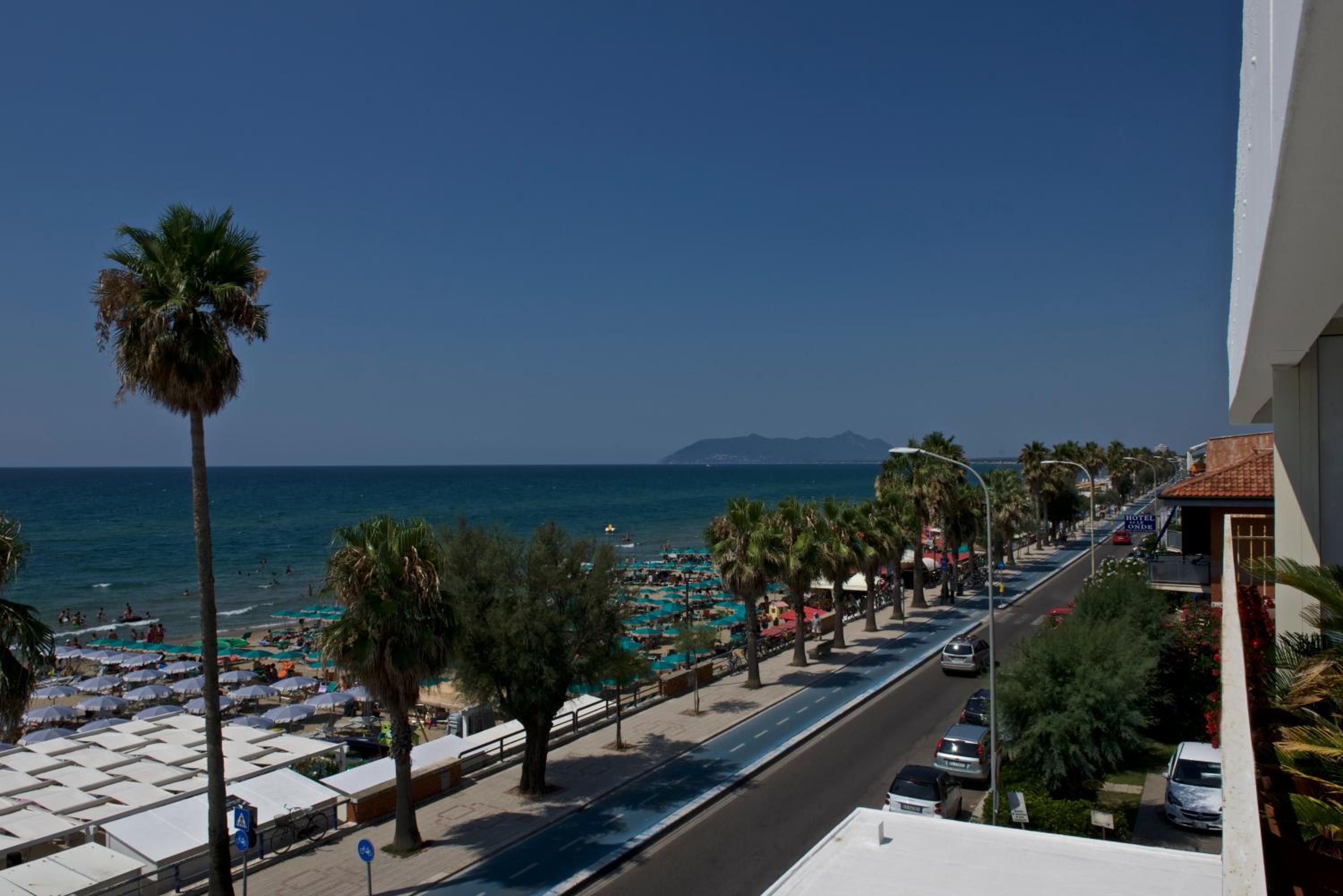 Hotel Centosedici 45/50