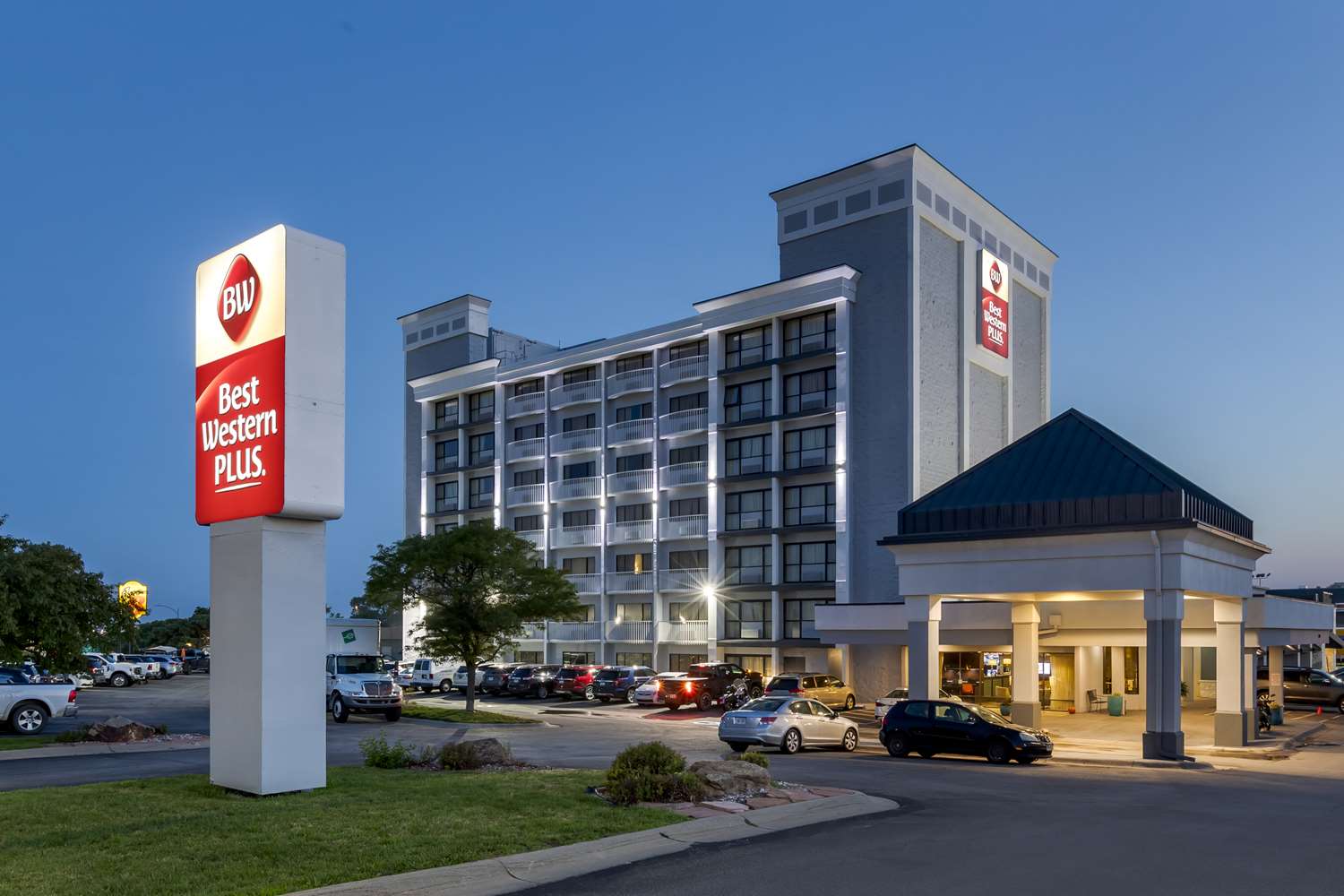 Best Western Plus Midwest Inn 1/31