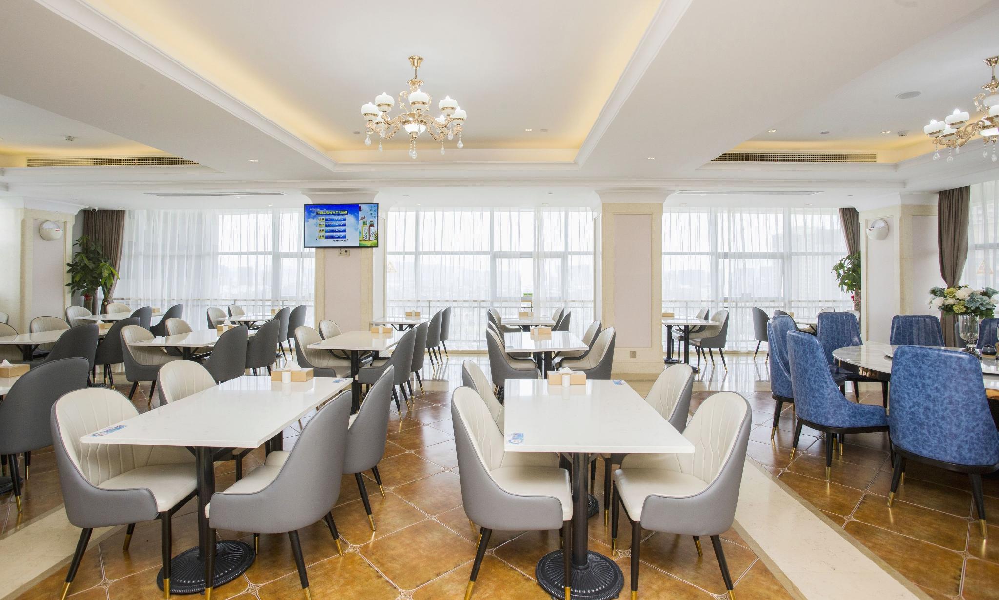 Vienna International Hotel (Dongwu South Road Hongzhuang Metro Station) 16/24