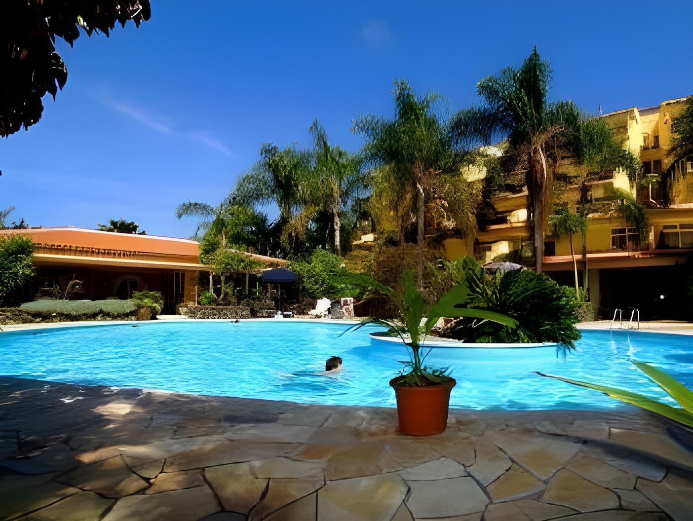 Tigaiga Suites 32/36