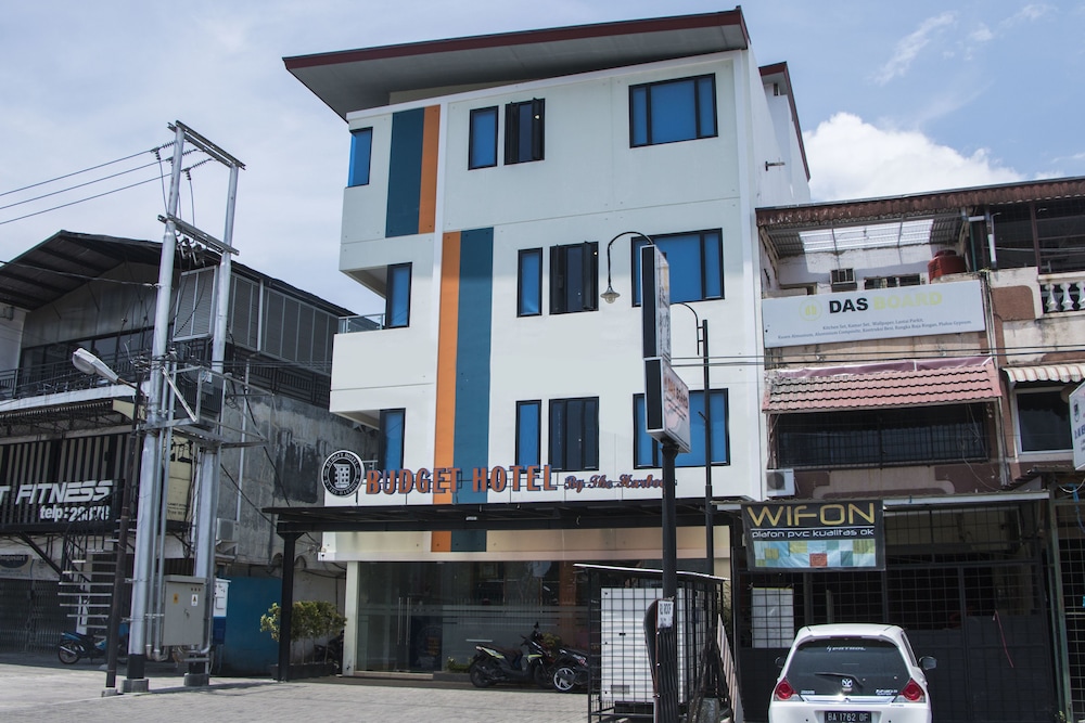 Oyo 592 Budget Hotel By The Harbour 2/28