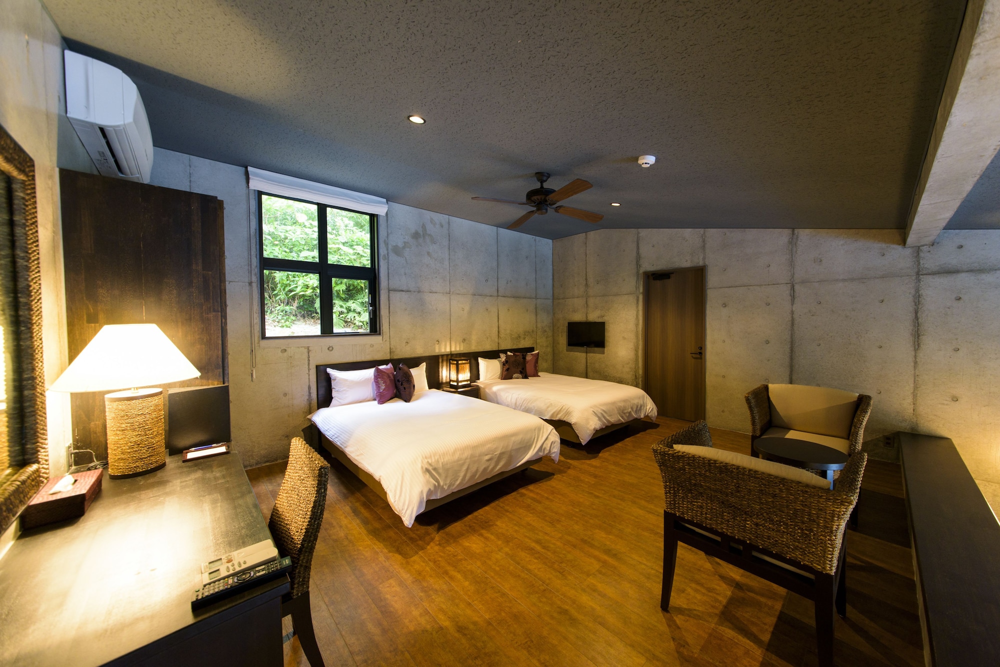 1 BEDROOM, PRIVATE POOL