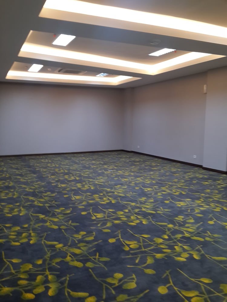 Hotel 88 ITC Fatmawati 40/42