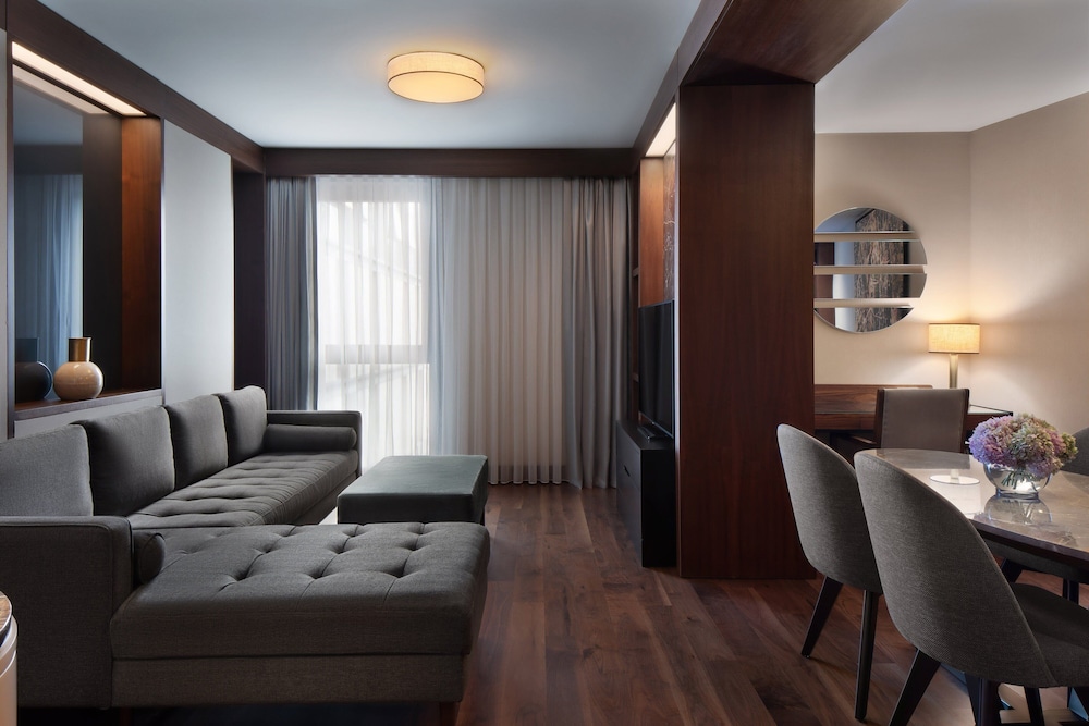 Sheraton Istanbul City Center 37/65