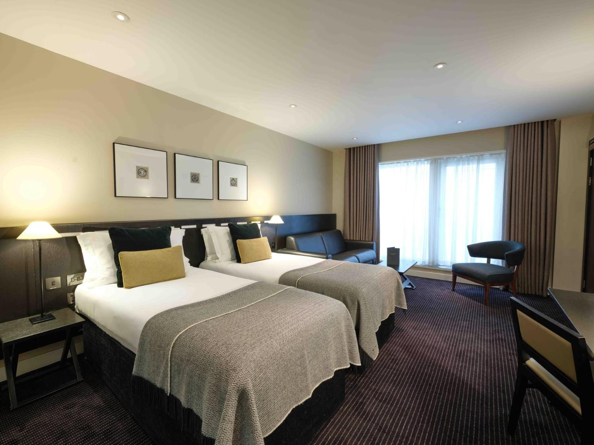 Lower, Premium, Twin Beds, King Bed