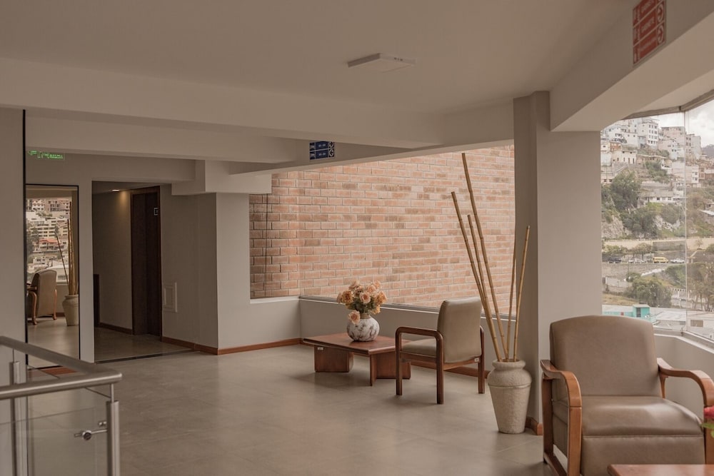 Hotel Ambato 28/40
