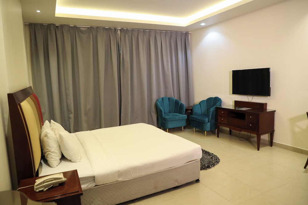 Clifton International Hotel 28/50