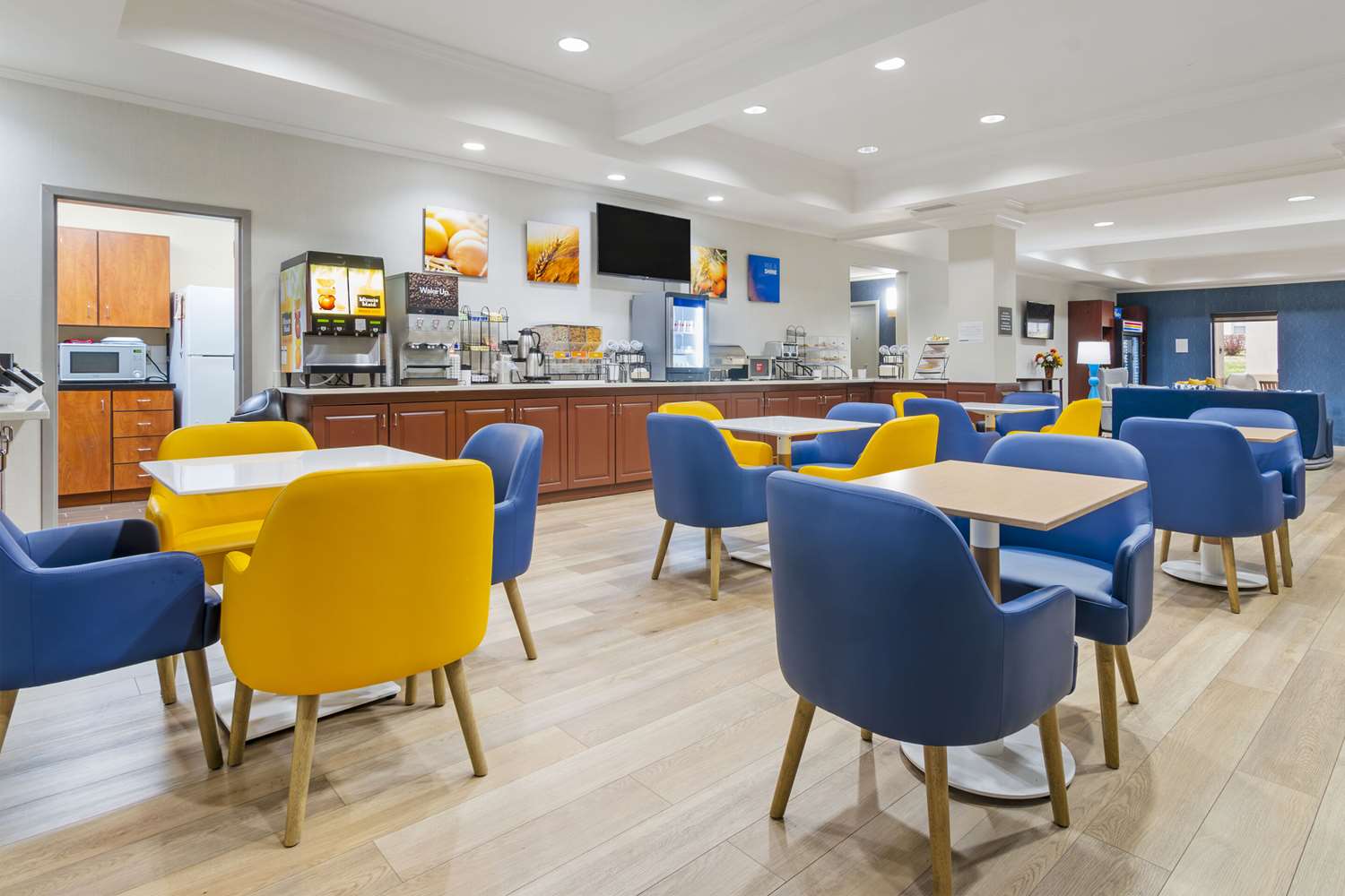 restaurant cafeteria