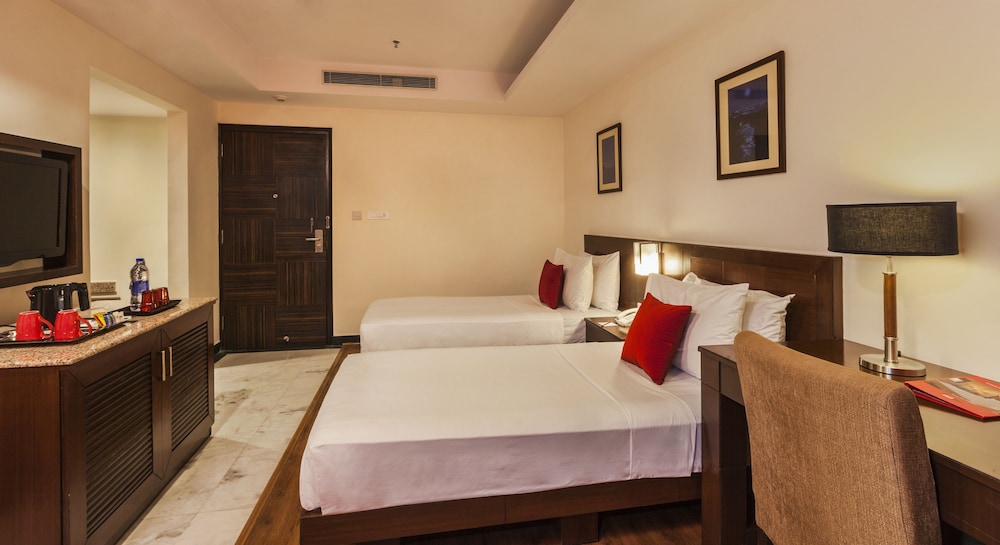 Red Fox Hotel, Alwar 13/50