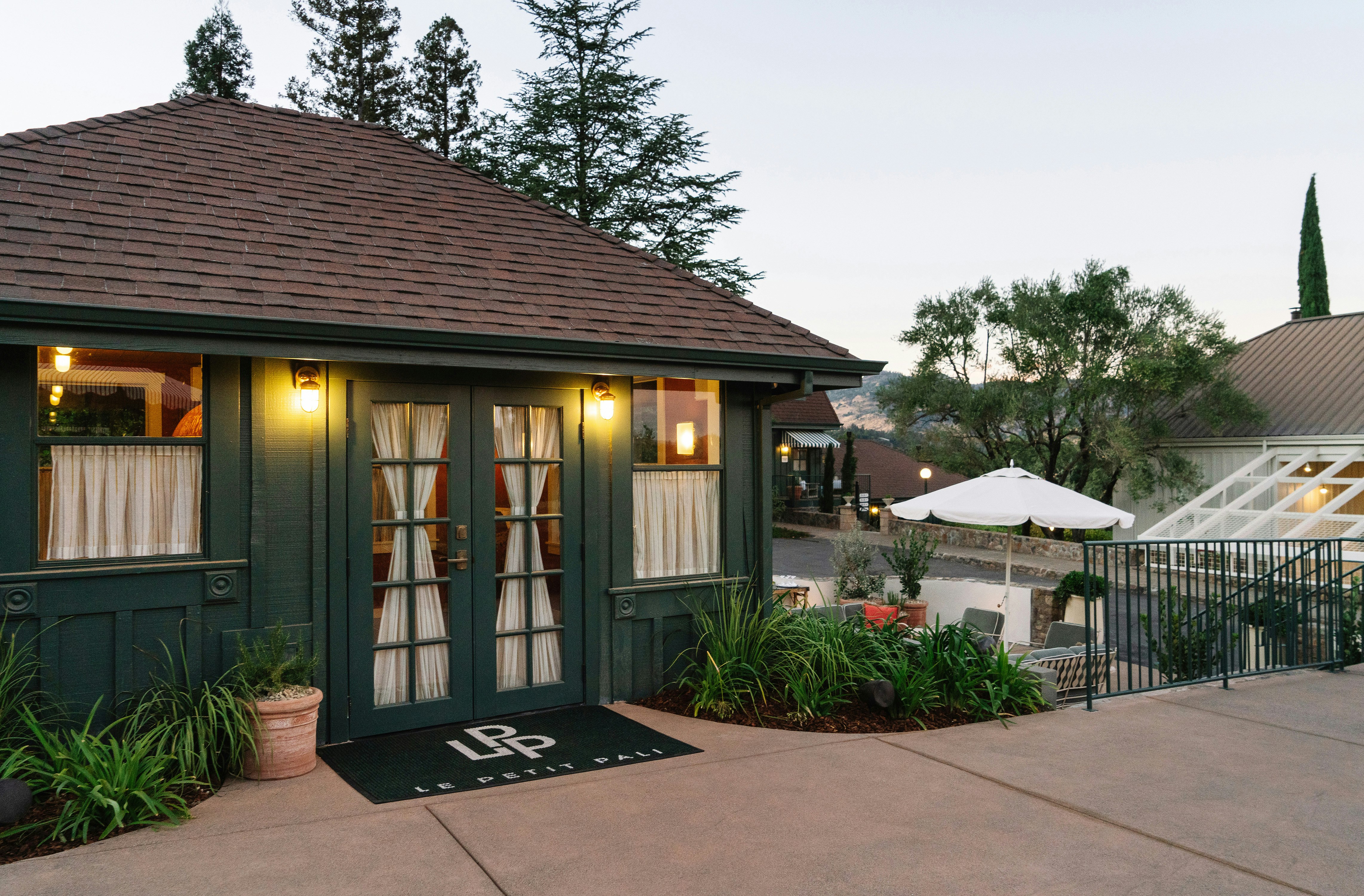 Wine Country Inn 64/74