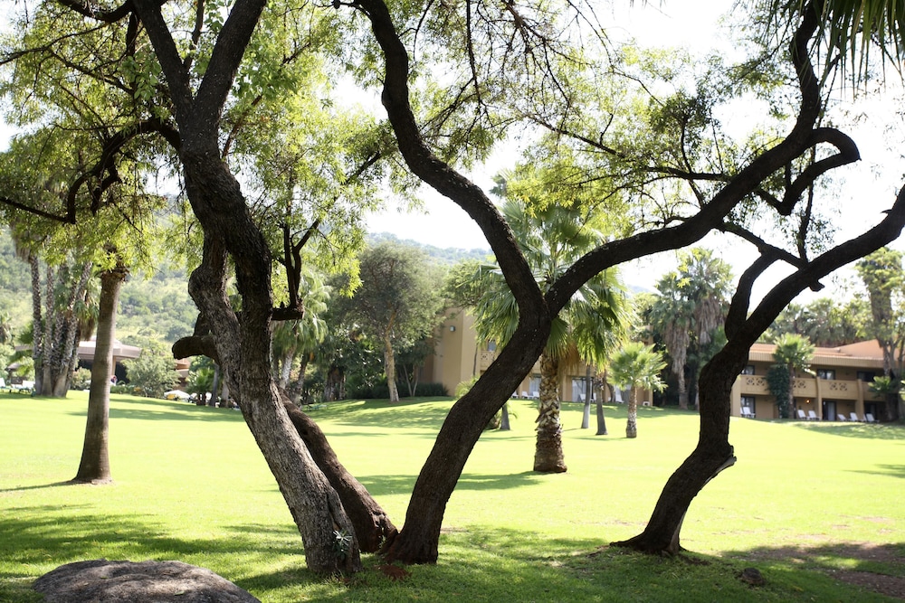 SUN CITY CABANAS 39/72