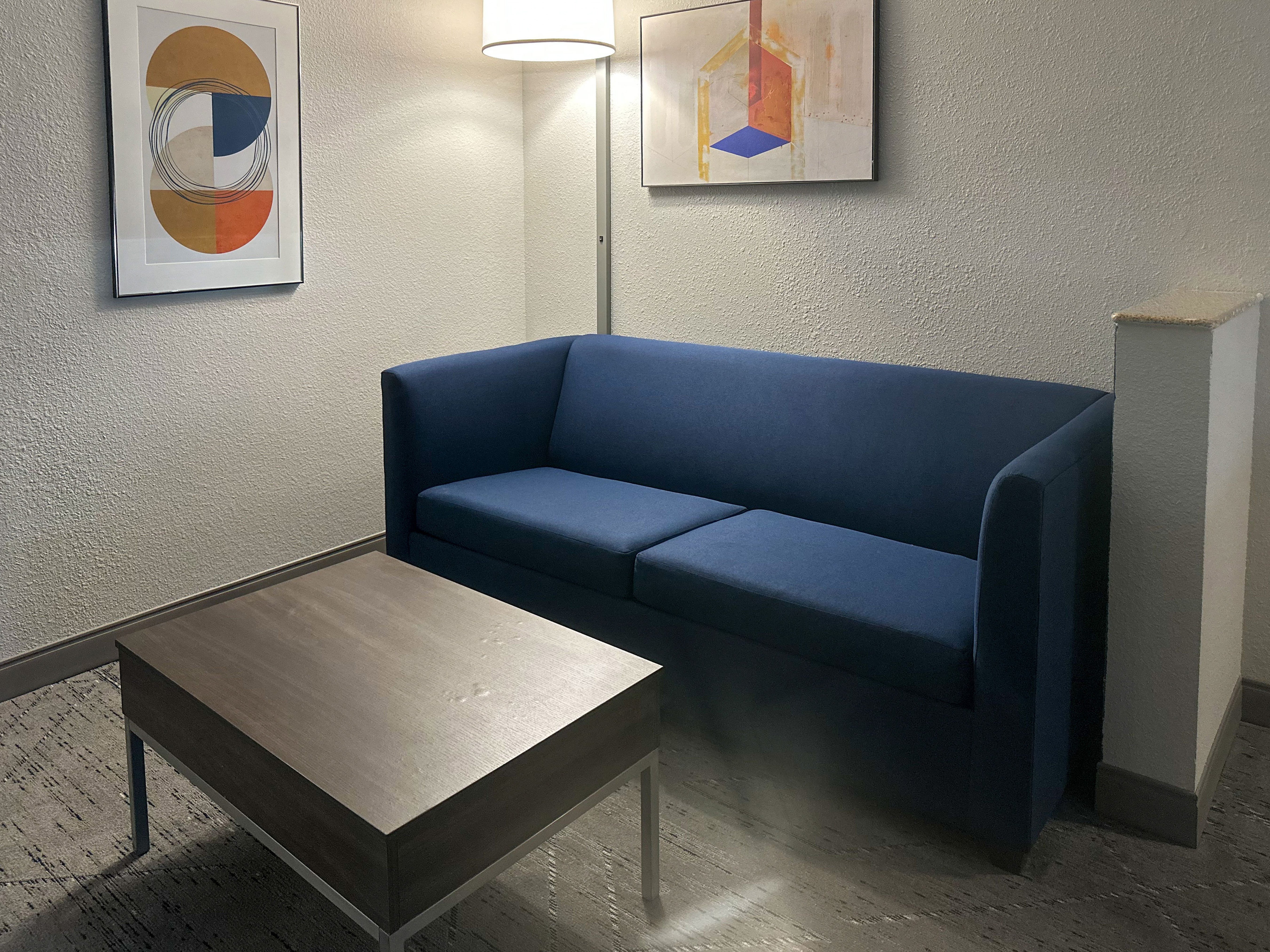 Holiday Inn Express Hotel Suites Ennis 43/70
