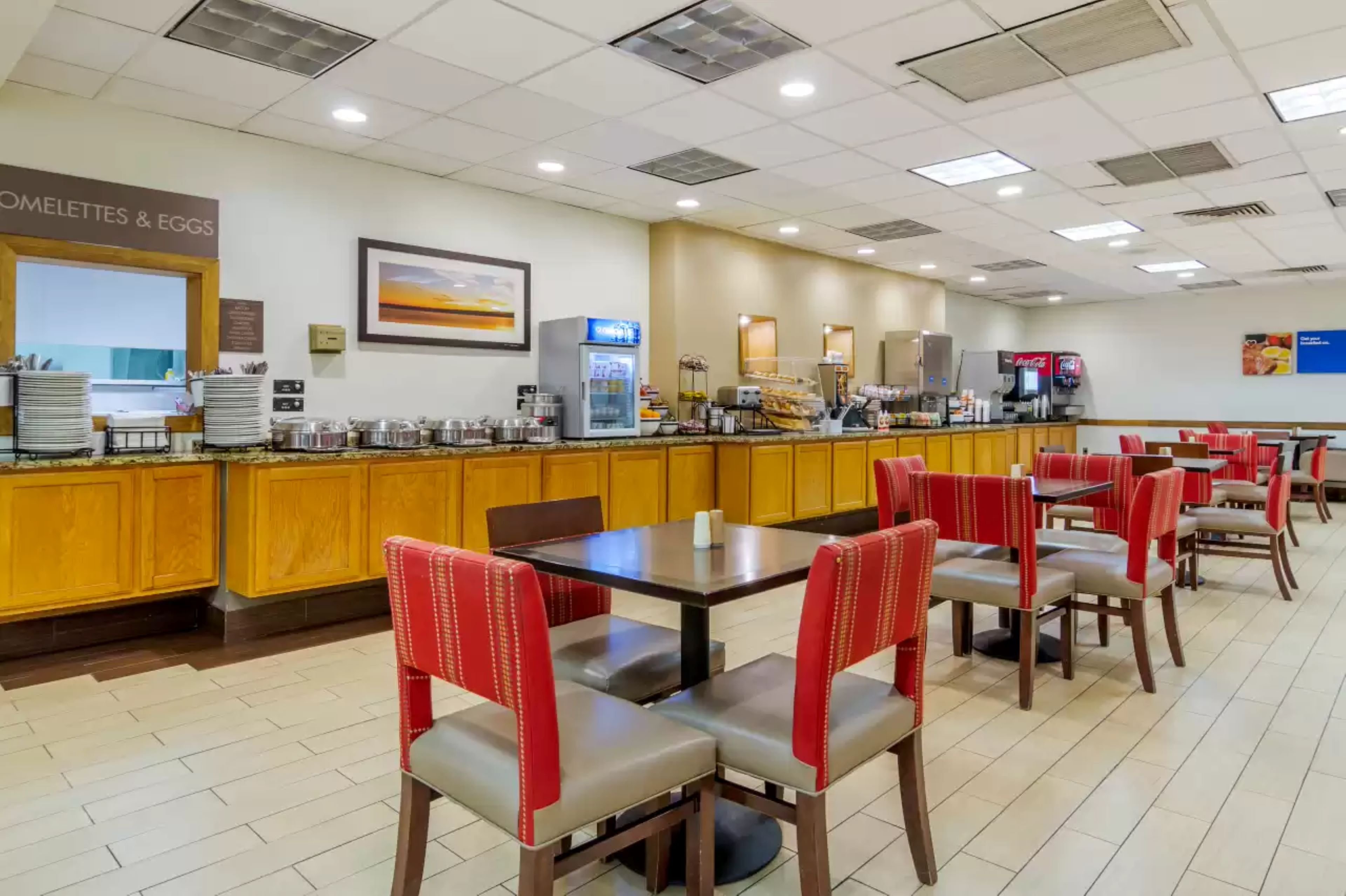 Holiday Inn Express Denver Central - North 48/64