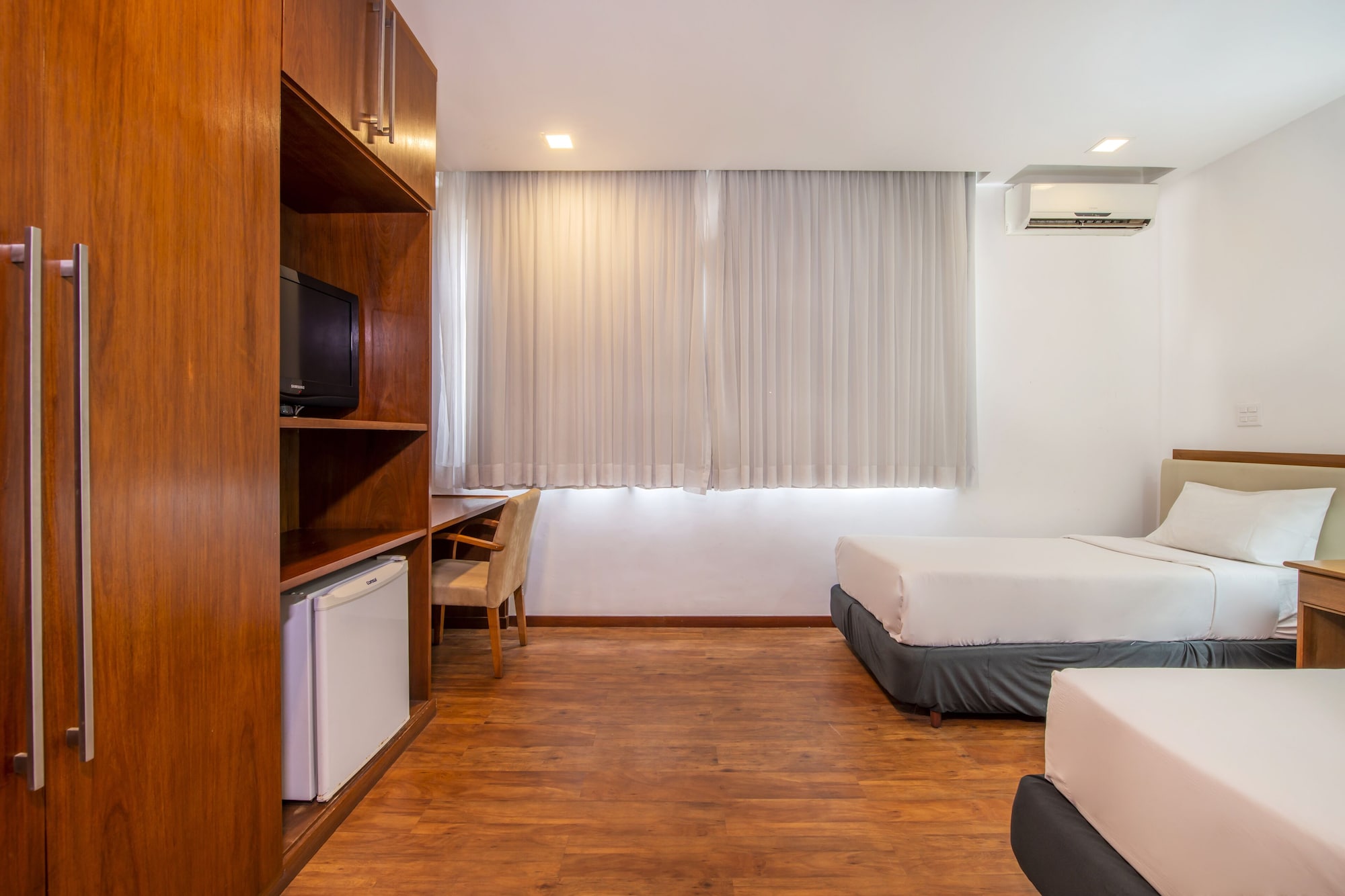 STANDARD, TWIN BEDS