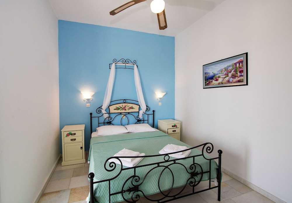 Dimitris Rooms 5/33