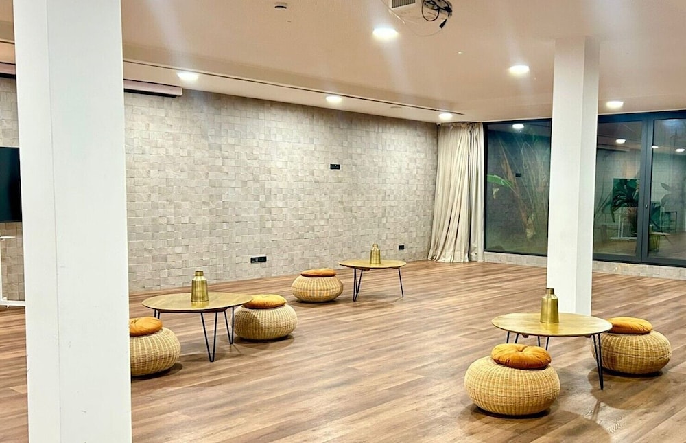 Hotel Tropical Gava Mar 23/50