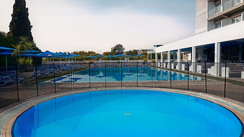 Sveltos Hotel 13/88
