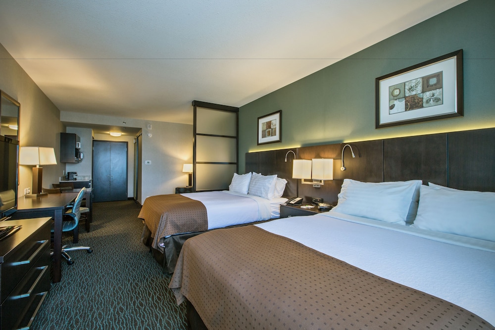 Holiday Inn Saskatoon Downtown 16/75