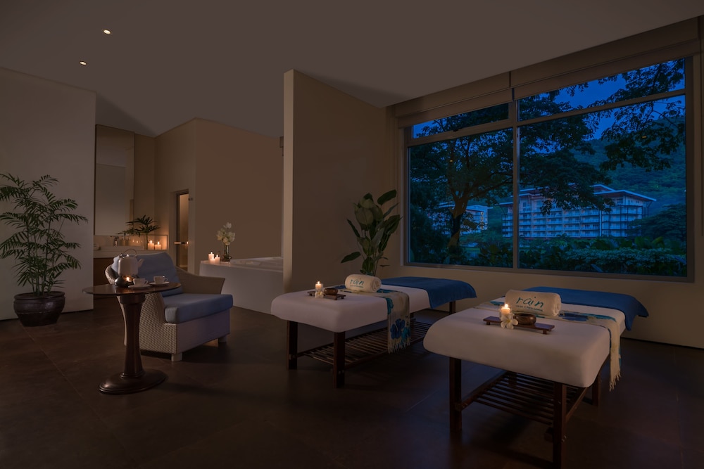 Pico Sands Hotel 30/38