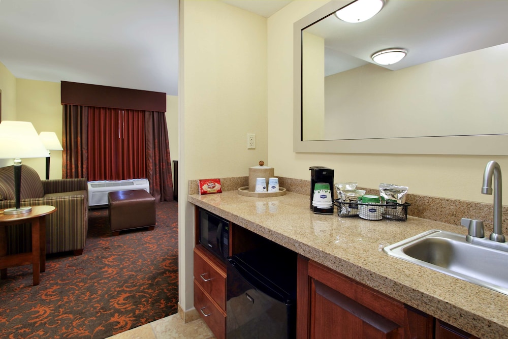 Hampton Inn Suites Exmore Eastern Shore 33/42
