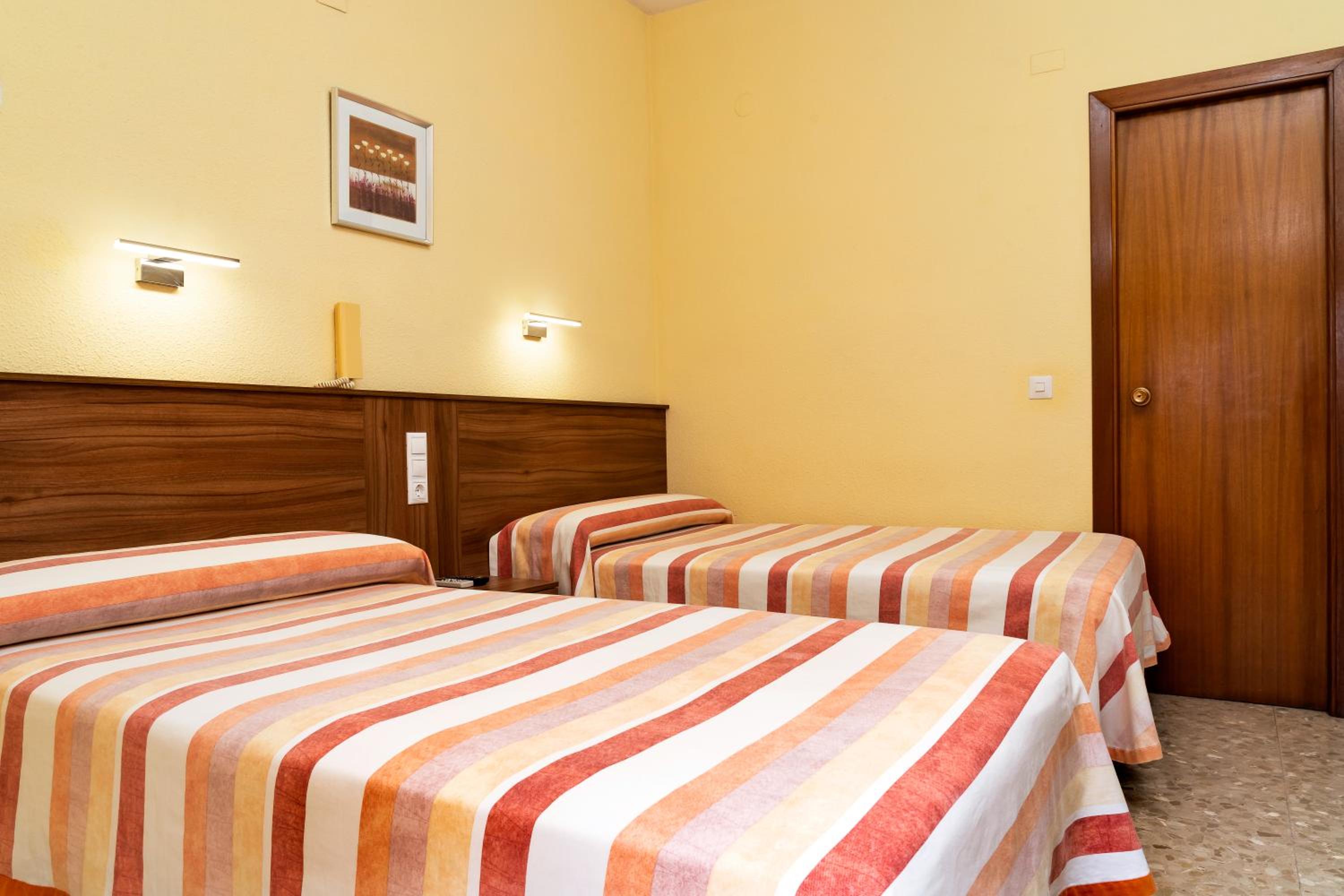 Hotel Borja 6/18
