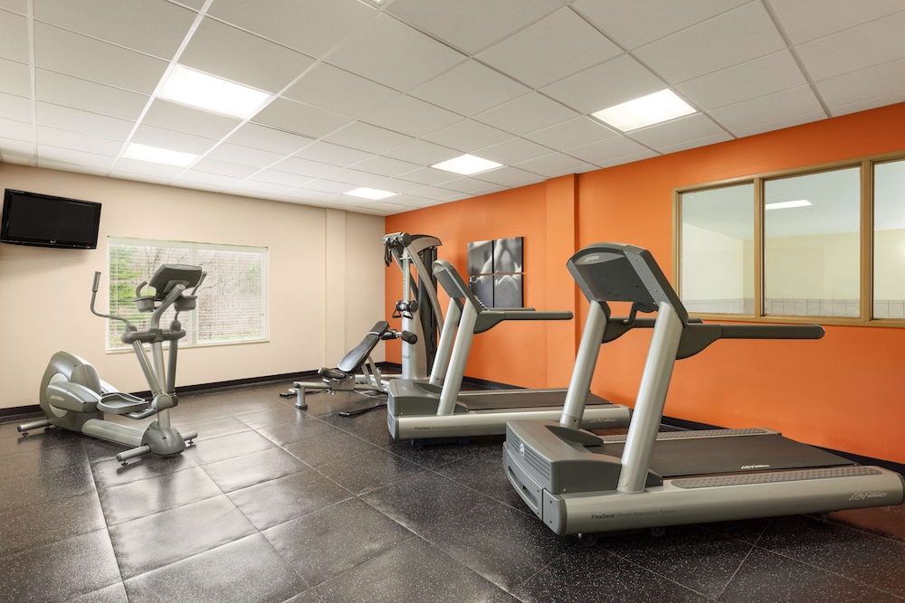 Country Inn Suites By Radisson Princeton Wv 14/34
