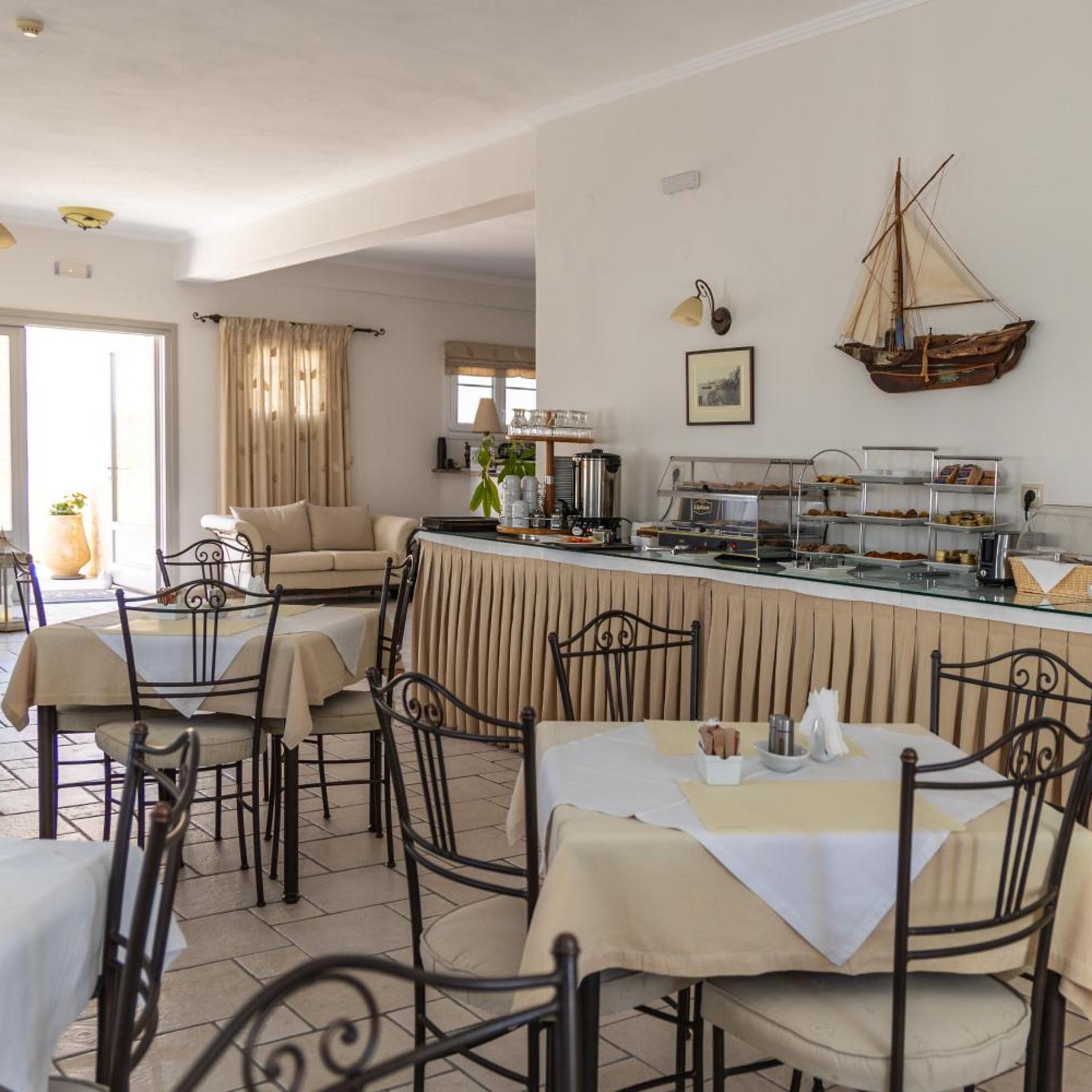 Ostria Hotel-Milos 37/51