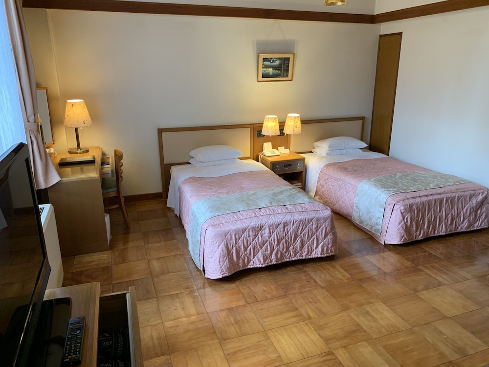 SUPERIOR, TWIN BEDS