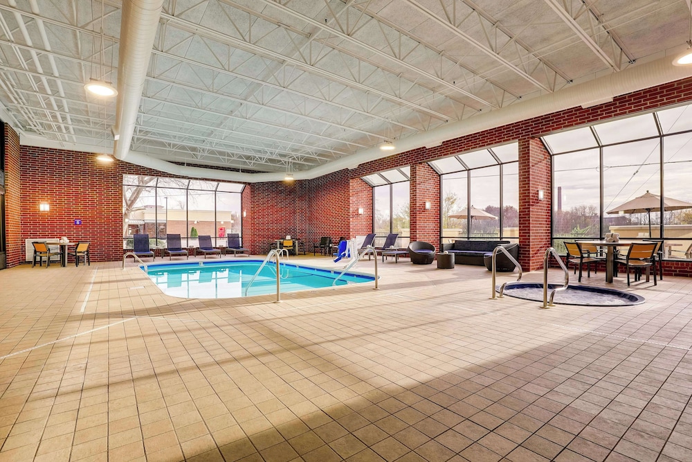 Drury Inn and Suites Springfield IL 27/50