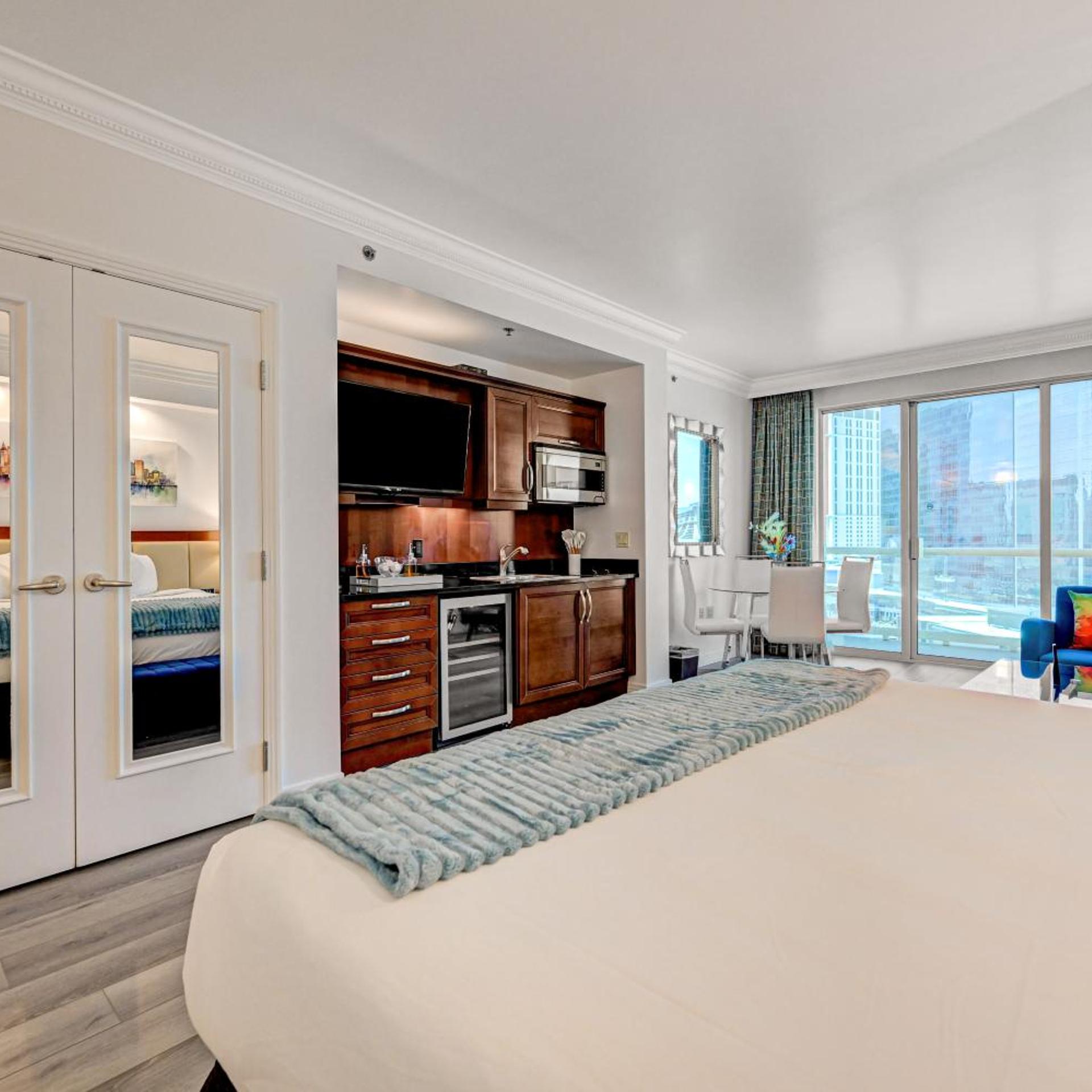 SPHERE VIEW - Signature MGM Resort Lucky Gem Penthouse & Luxury Suites 10817 14/49