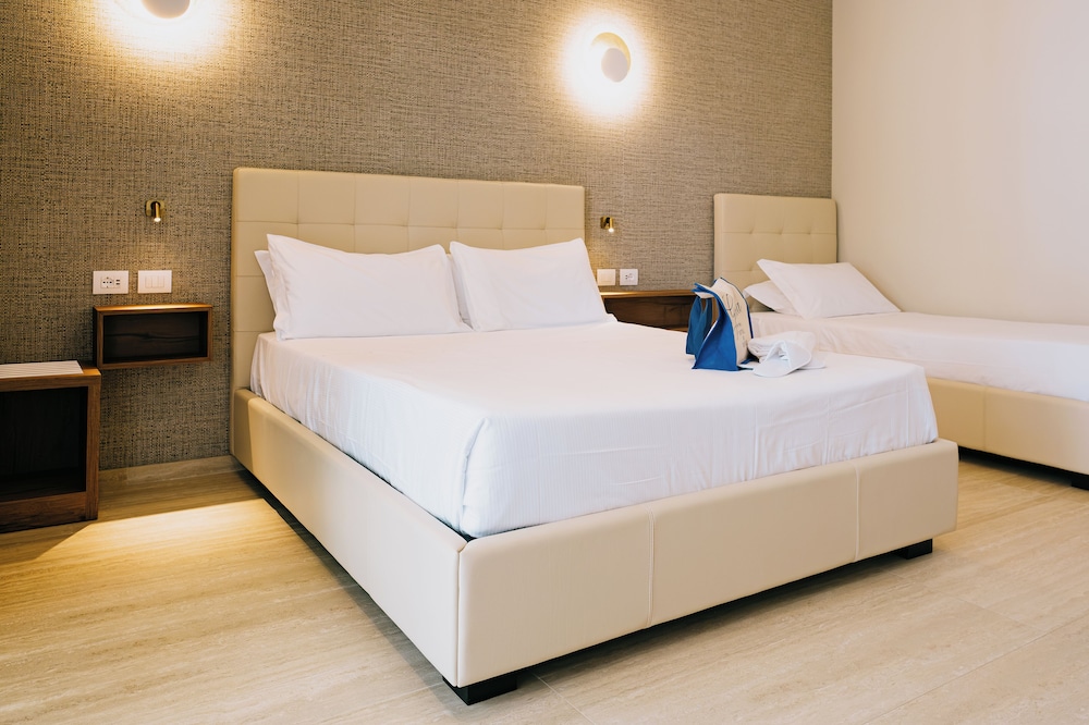 Hotel Gallia 12/41