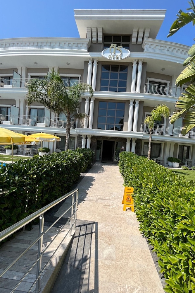 As Hotel Cesme 41/50