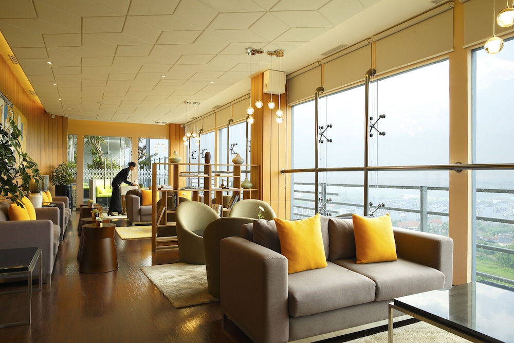 Hotel Santika Premiere Ice Bsd 27/43