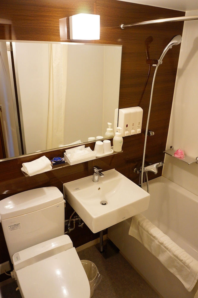Rose Garden Hotel Shinjuku 50/50