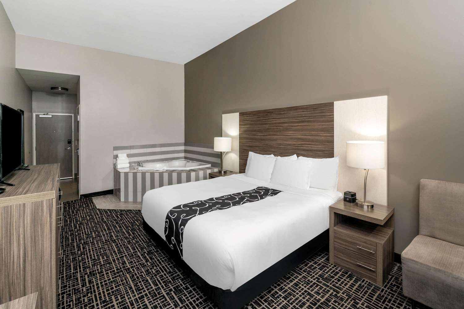 La Quinta Inn & Suites by Wyndham Forsyth 18/45
