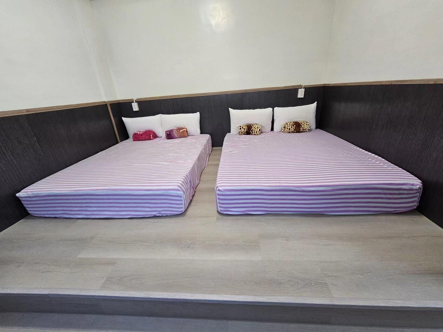 Peace 28 B&B 9/15