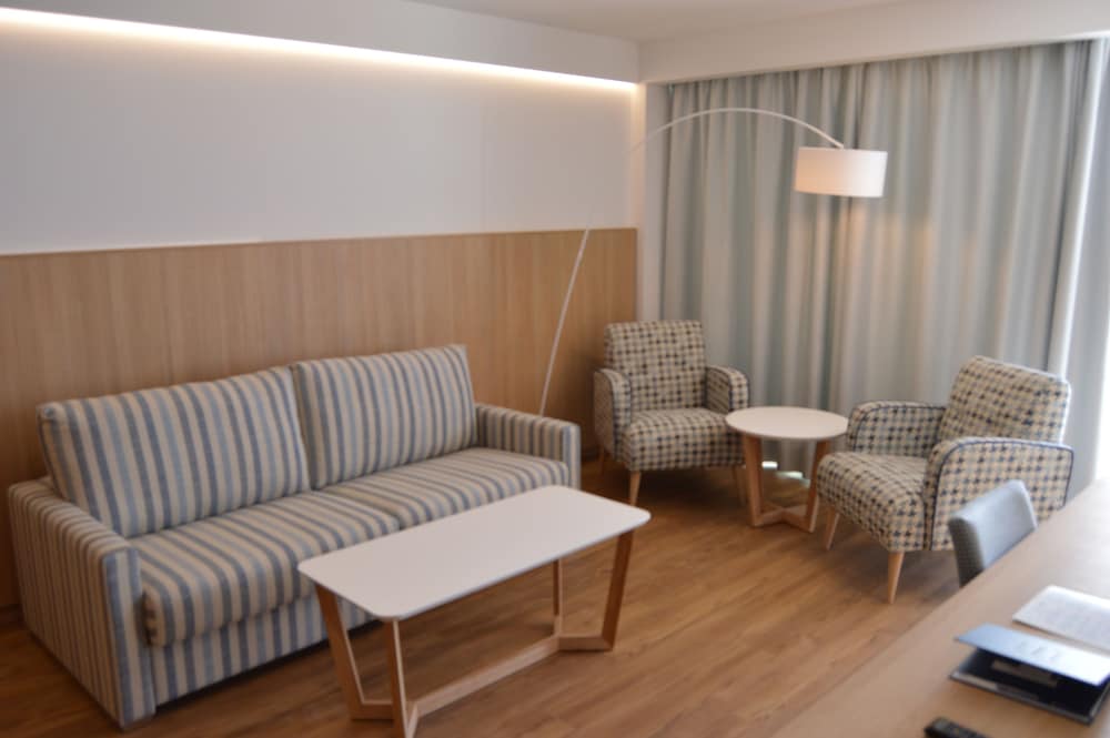 HOTEL 55 SANTO TOMAS 47/69
