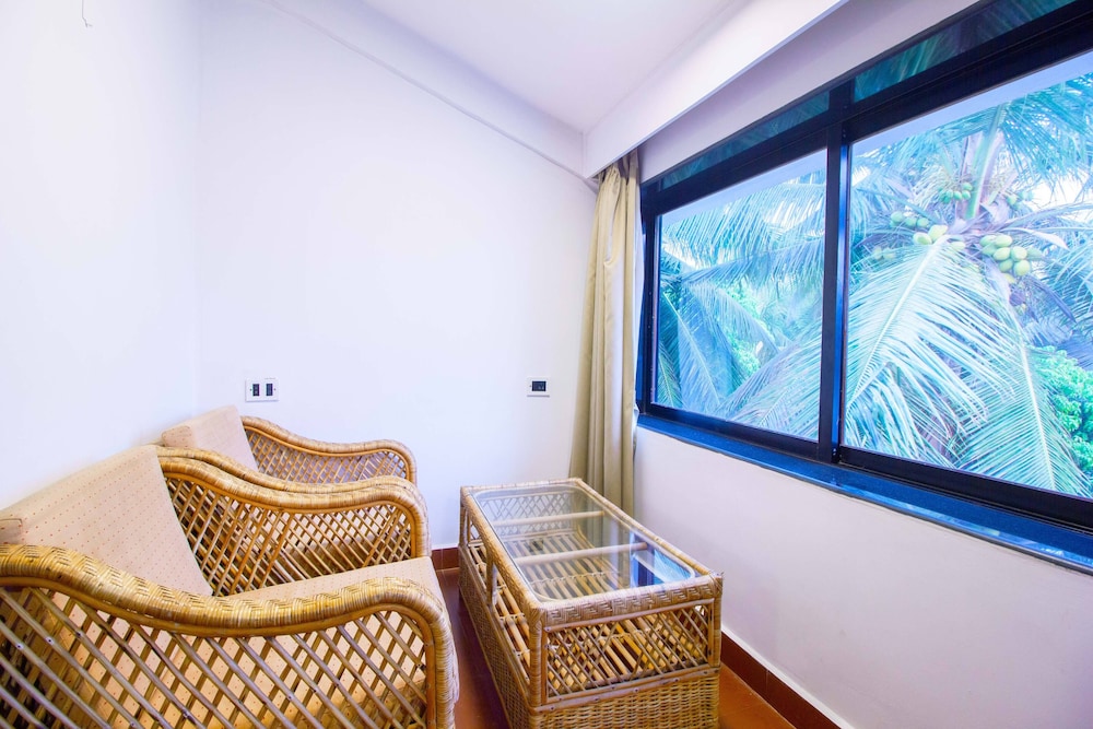 Oyo 4977 Kristal Sands Beach Resort 62/78