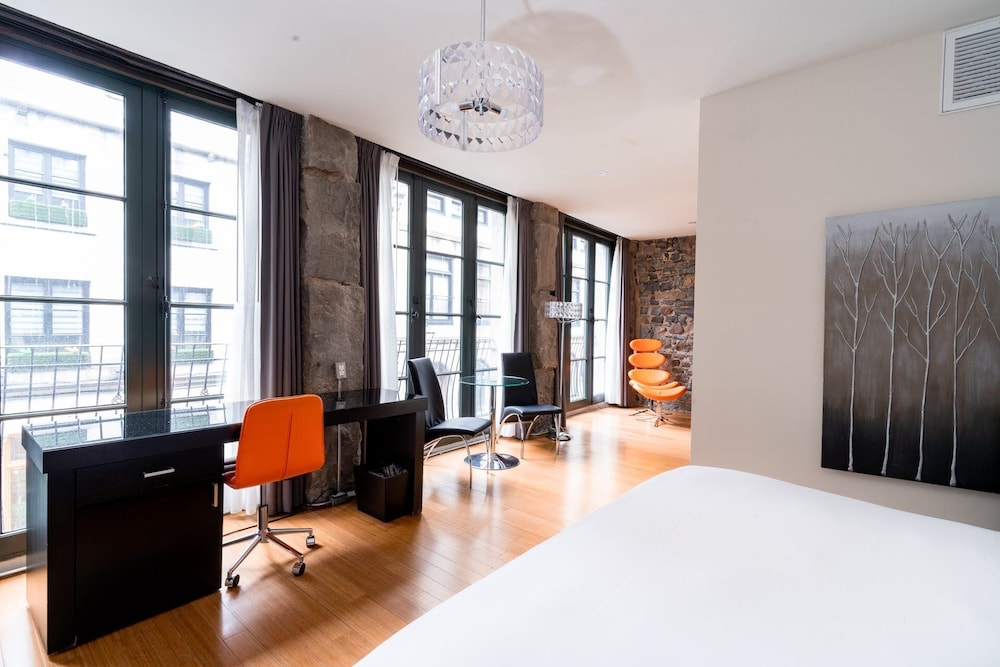 Le Petit Hotel 48/58