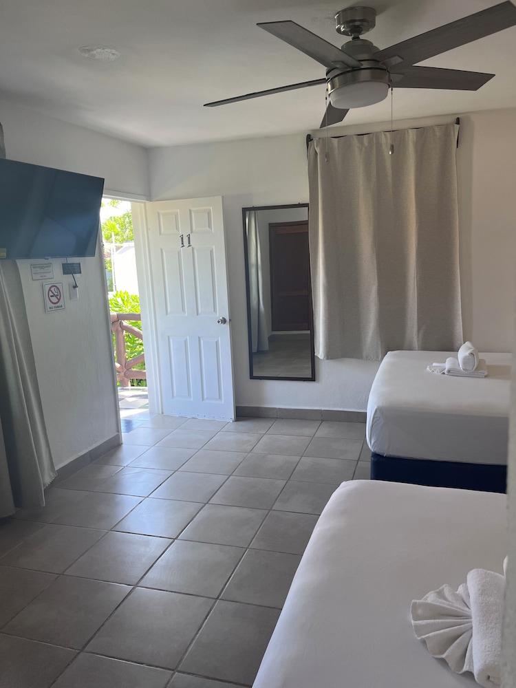 La Diosa Kali Beach Front Hotel 17/50