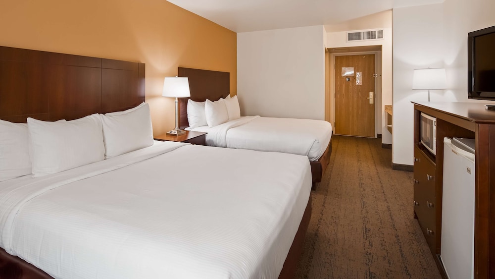 Best Western Yellowstone Crossing 7/43