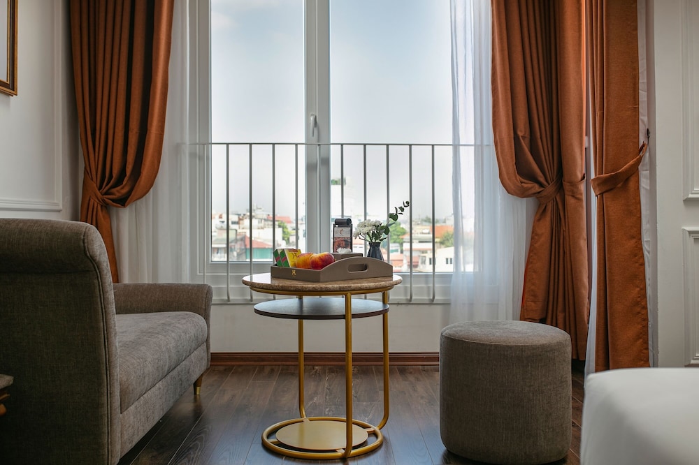 Hanoi Allure Hotel 52/60