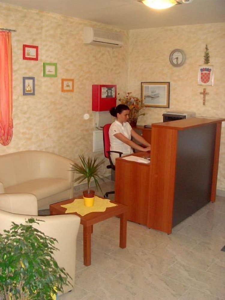Apartments Ivana 5/30