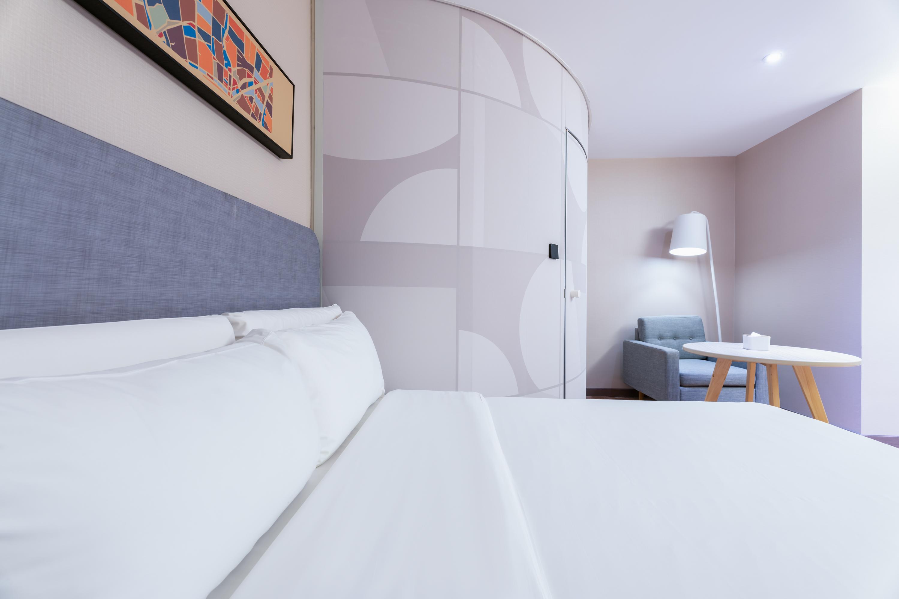 Hanting Hotel (Shanghai Lujiazui Dongfang Road) 21/44