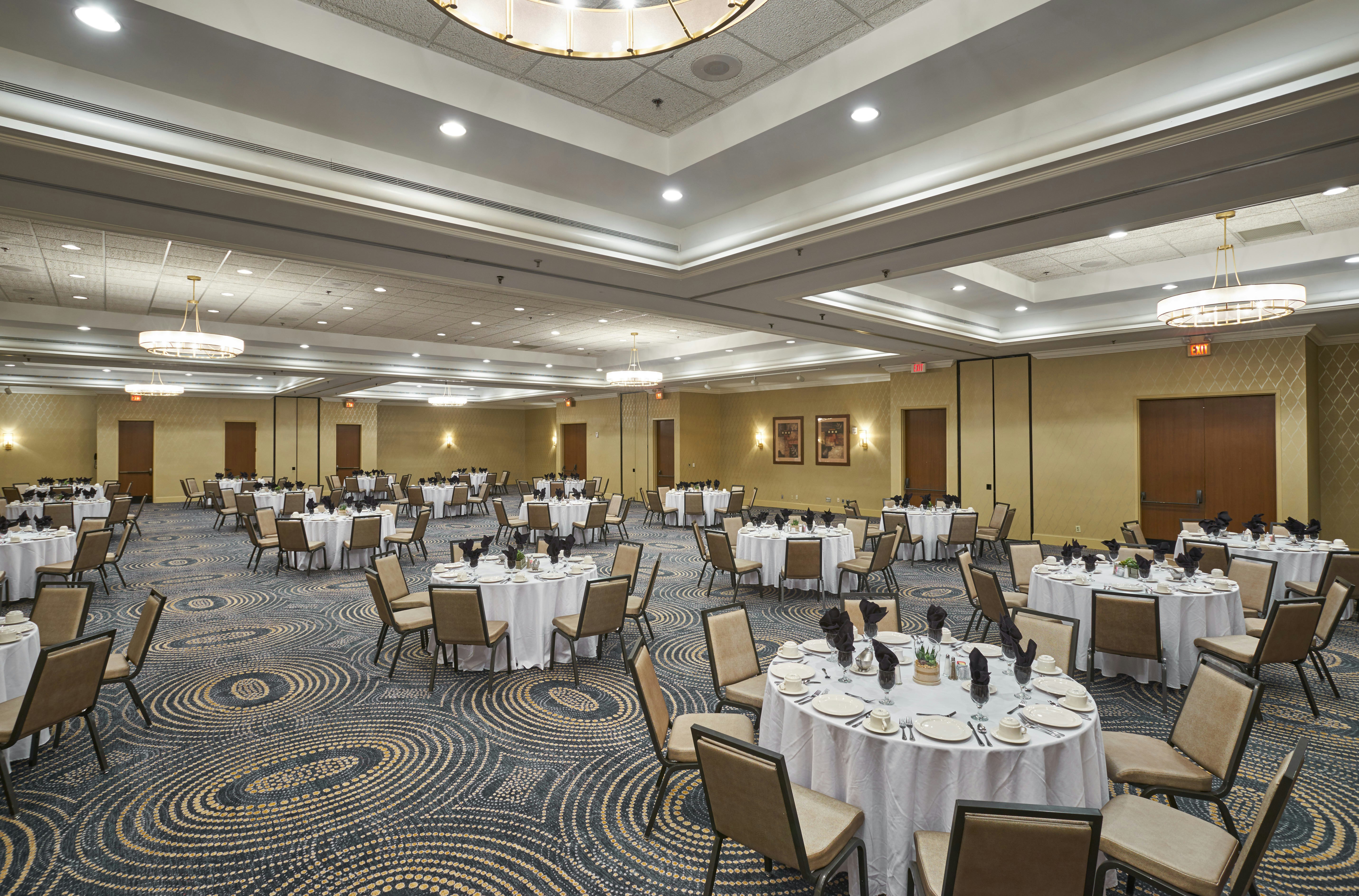 HILTON KNOXVILLE 27/34